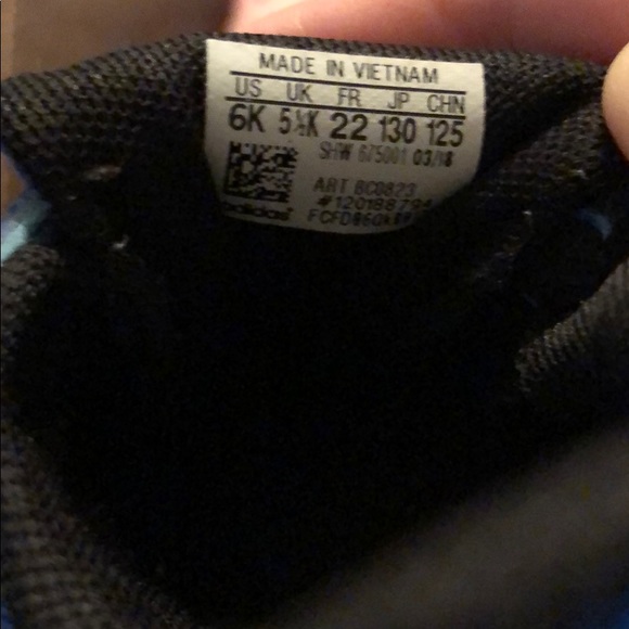 Adidas - Picture 2 of 3